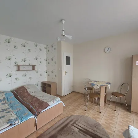 Quarto em Acomodações Particulares Maszop - Goscinne *